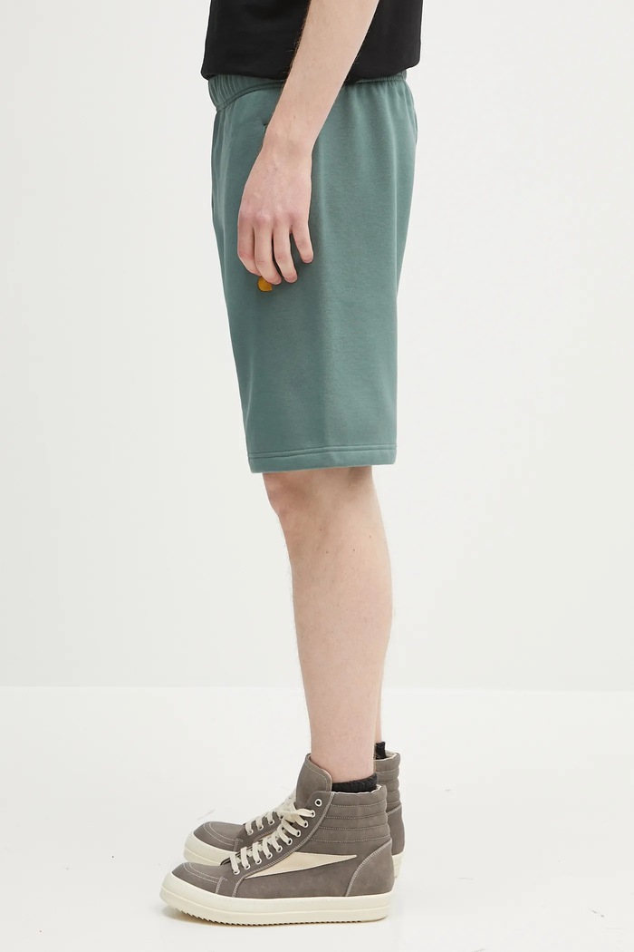 Carhartt WIP cotton shorts Chase Sweat Short I033669.2N0XX green SS25