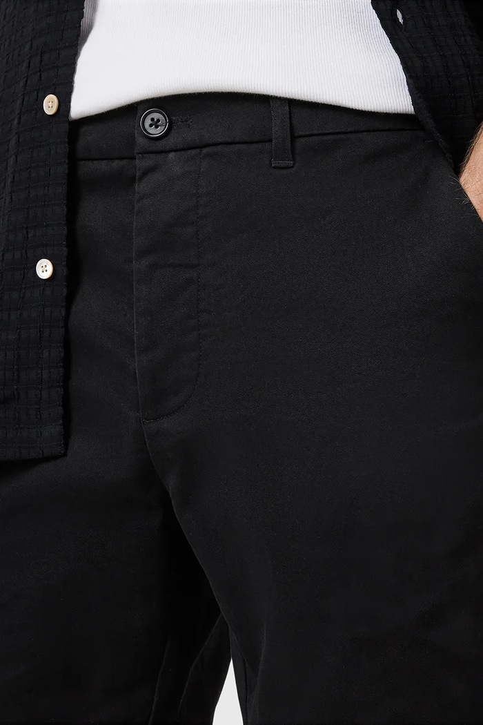 Odjeća Kratke hlače AllSaints NEIVA M037TC crna