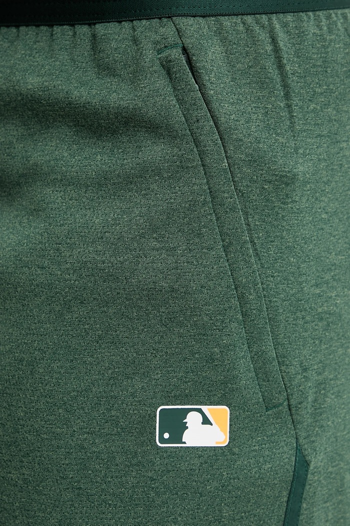 Къс панталон за трениране Nike Oakland Athletics зелен 015E.11E6.FZ.HVB