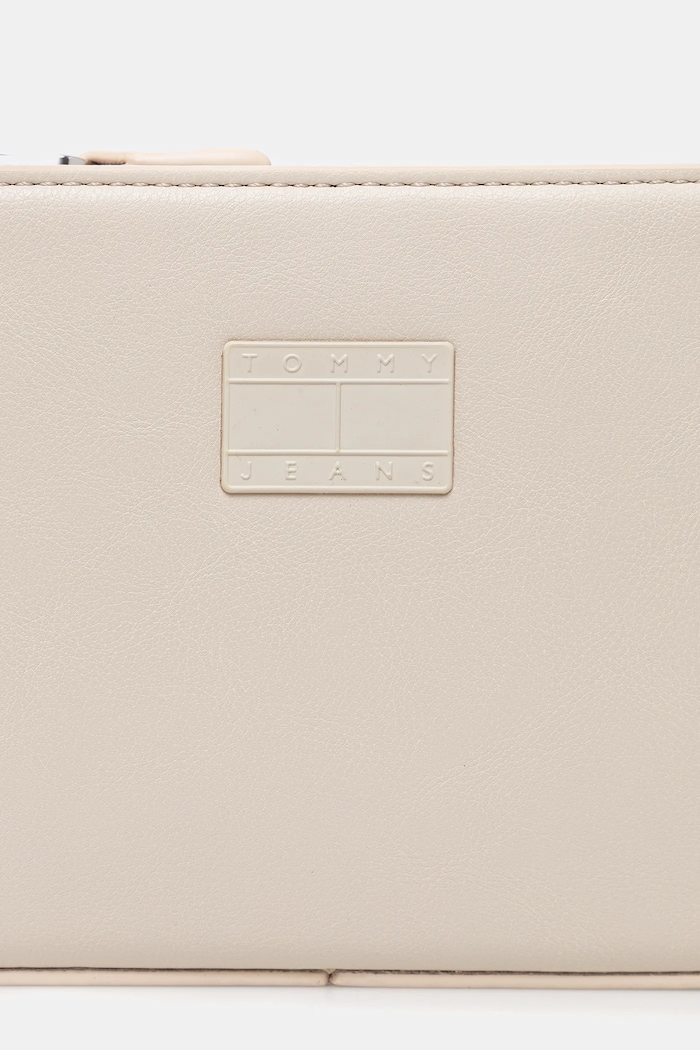 Tommy Jeans geantă bej AW0AW16966