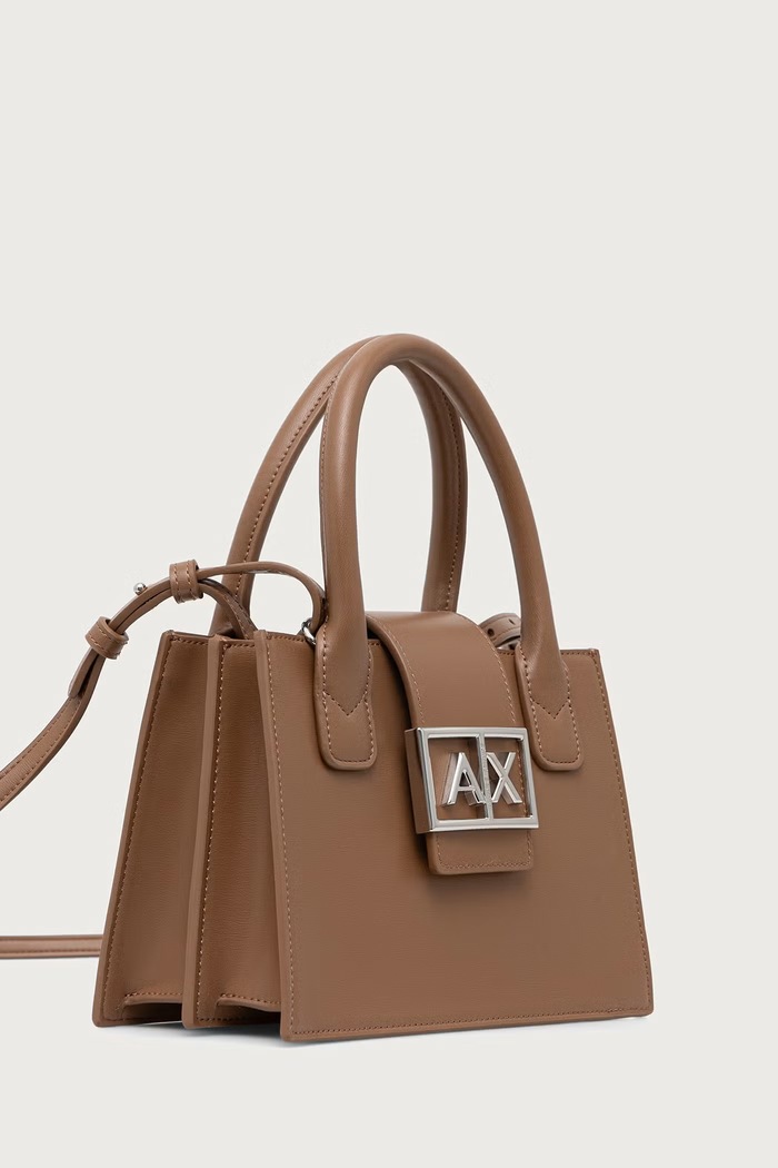 Armani Exchange чанта дамска от имитация на кожа XW000306.AF12039 бежов AA00