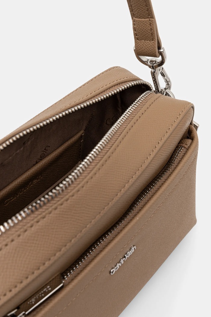 Τσάντα Calvin Klein K60K612802 μπεζ