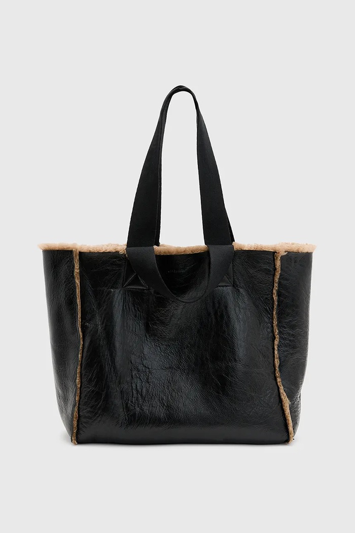 Dvostrana kožna torba AllSaints IZZY SHEARLING W056XB smeđa SS25