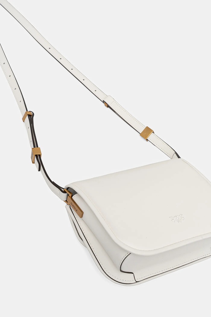 Аксесоари Кожена чанта Pinko 104297.A26L бял