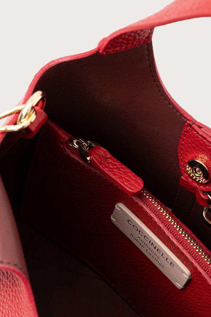 Crossbody kabelka dámská kožená Coccinelle E1.SHA.58.01.01 červená