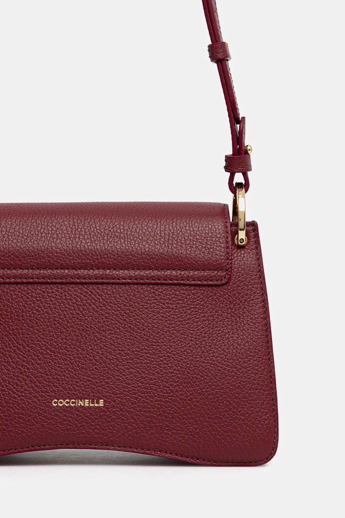 Accesorii Coccinelle Geantă crossbody pentru femei din piele E1.SSL.18.02.01 burgundia
