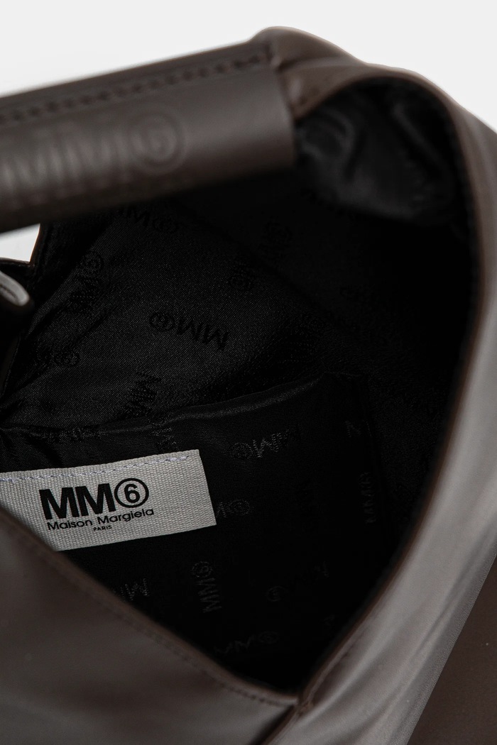 Τσάντα MM6 Maison Margiela Small Japanese Handbag S54WD0043.T2185 καφέ