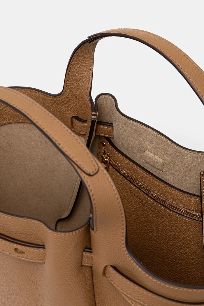 Δερμάτινη τσάντα Tory Burch Romy Pebbled Satchel 164866.227 καφέ