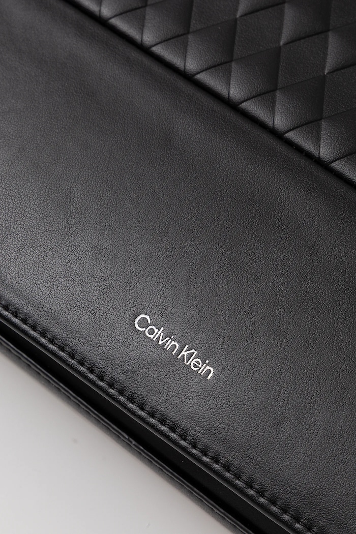 Чанта Calvin Klein черен K60K612996
