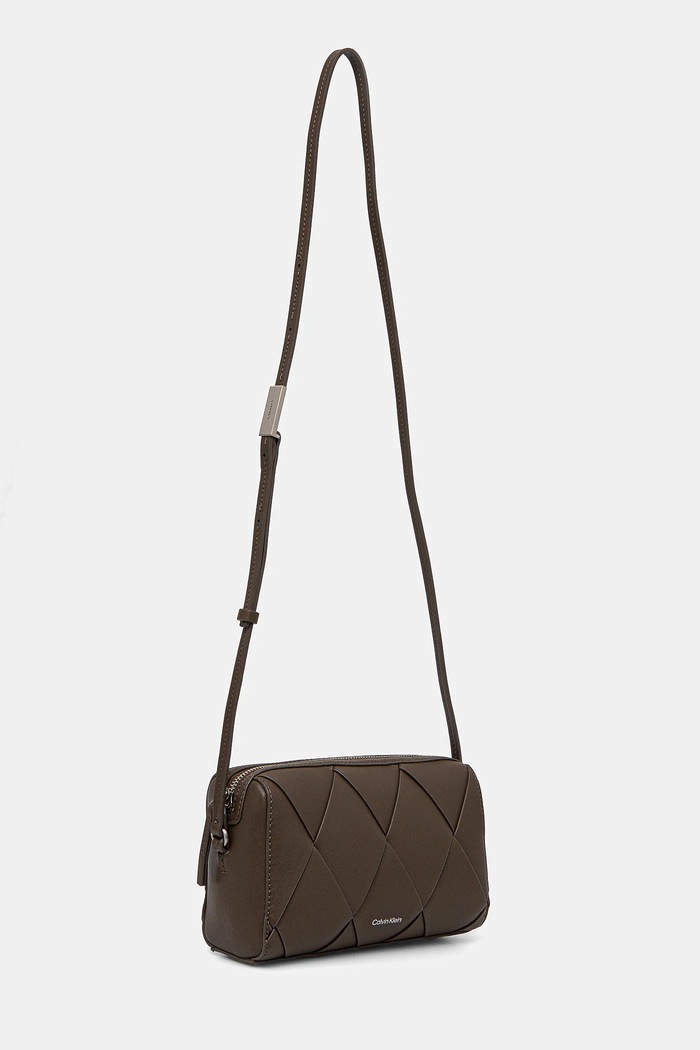 Calvin Klein torebka K60K613002 brązowy SS25