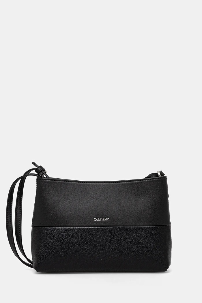 Calvin Klein torebka nie mieści A4 czarny K60K613009