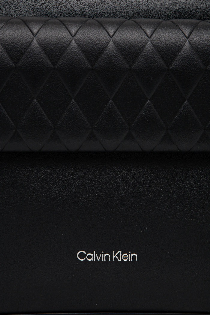 Kabelka Calvin Klein černá K60K613108