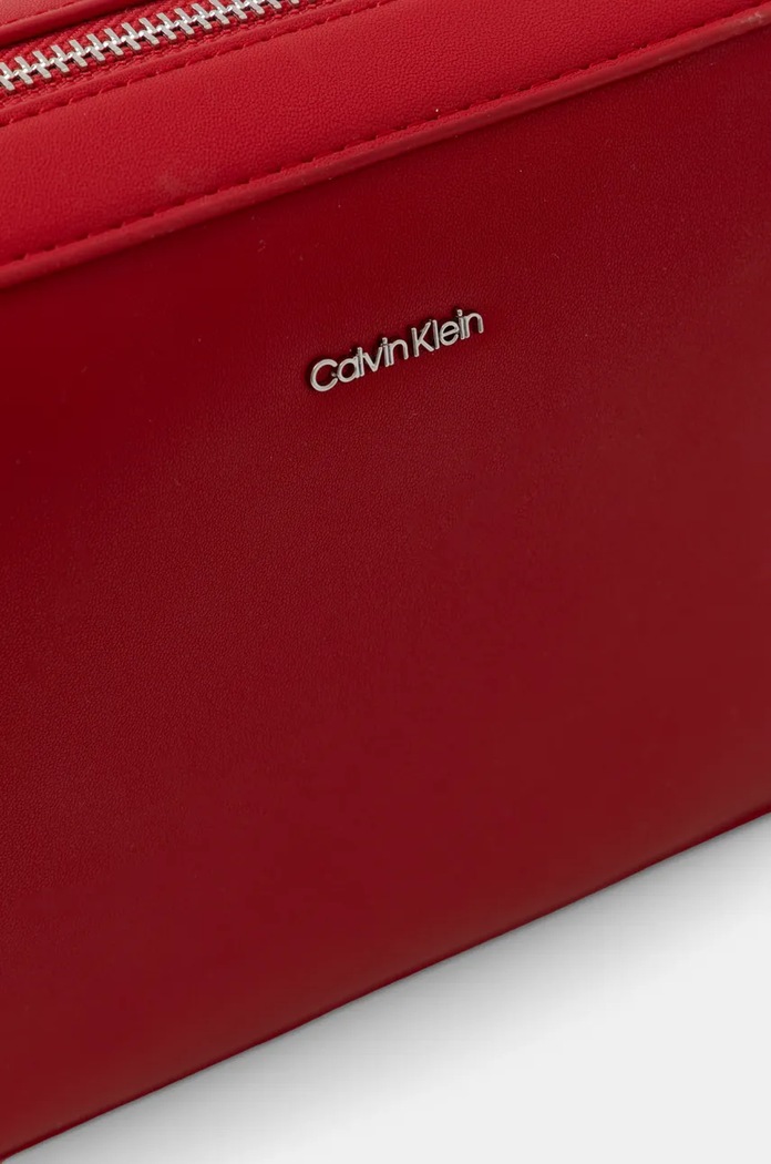 Τσάντα Calvin Klein κόκκινο K60K613145