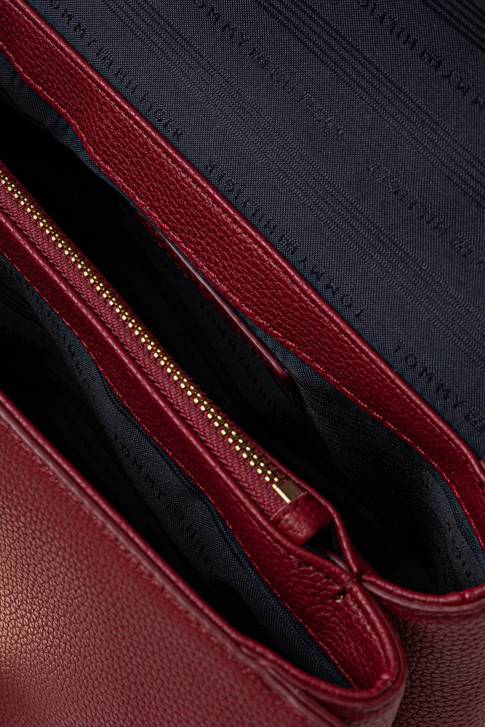 Tommy Hilfiger torebka crossbody damska z imitacji skóry AW0AW17216 bordowy