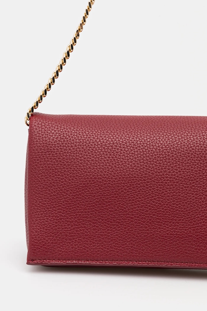 Doplňky Tommy Hilfiger crossbody kabelka dámská z imitace kůže AW0AW17403 burgundské