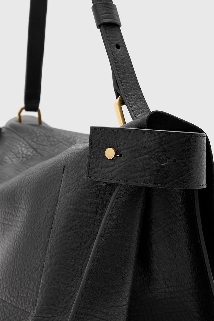 Kožená kabelka AllSaints URSA čierna W115XC