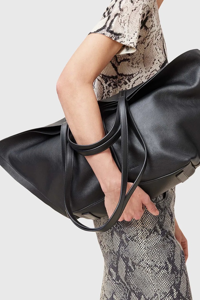AllSaints bőr táska PHOENIX W493XB