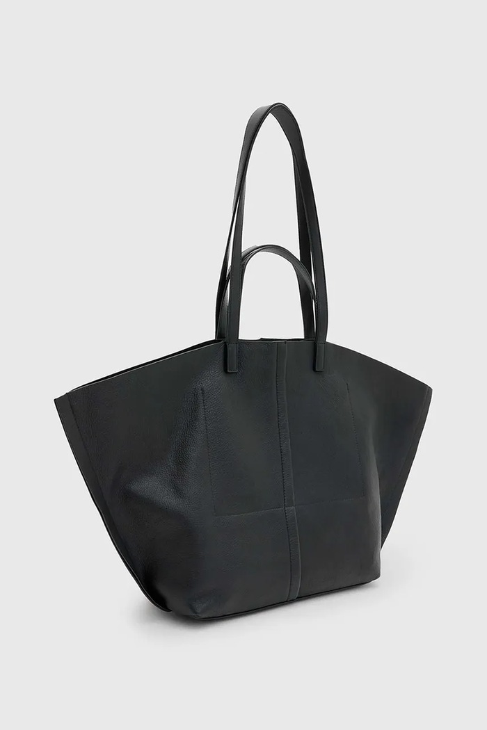 Kiegészítők AllSaints bőr táska PHOENIX W493XB fekete