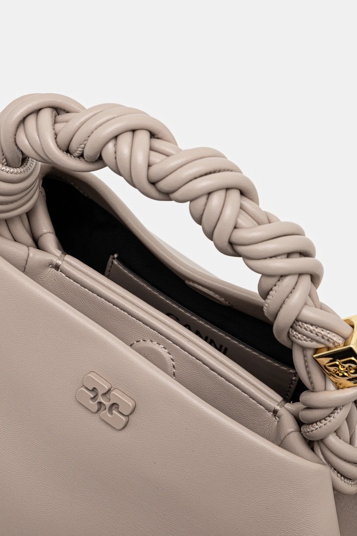 Чанта GANNI Bou Bag Small A5245 бежов