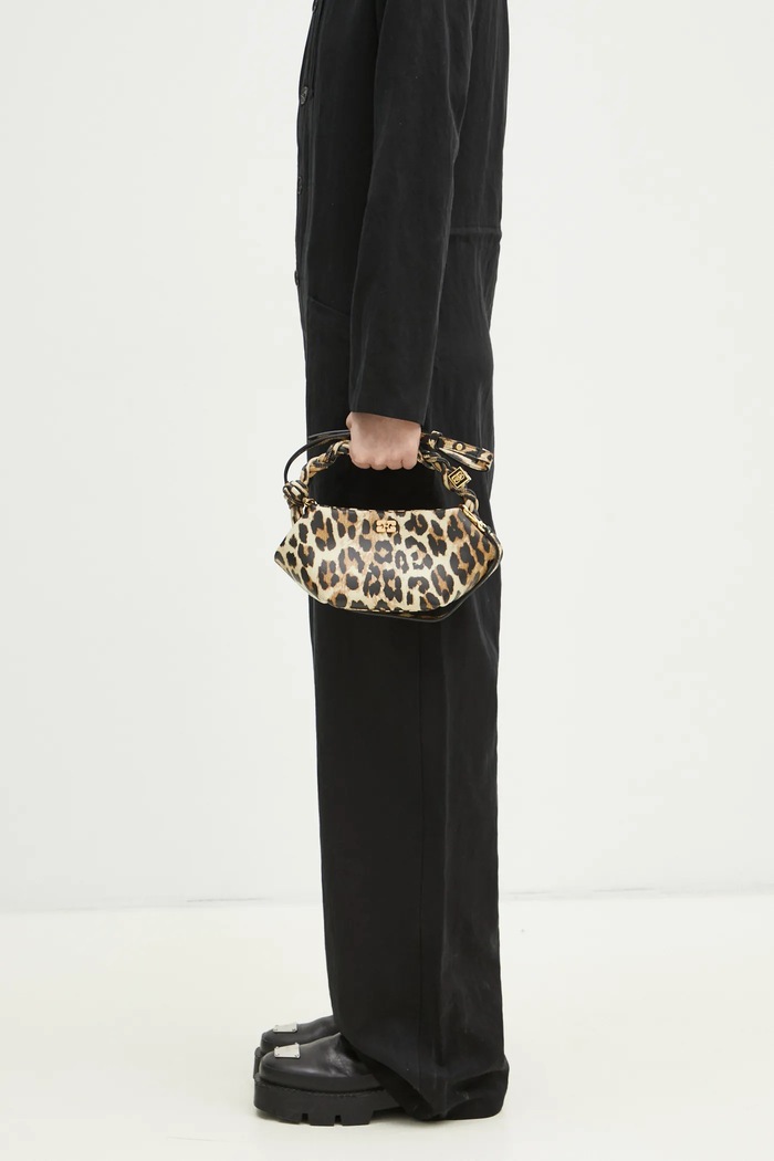GANNI torebka Bou Bag Mini Print A5817 beżowy AW25