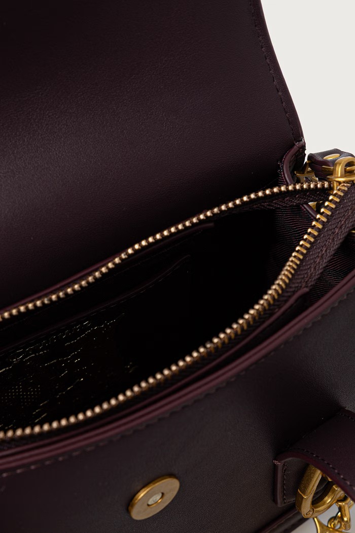 Torebka crossbody damska z imitacji skóry Lily Juicy Couture fioletowy BEJLL8751WVP