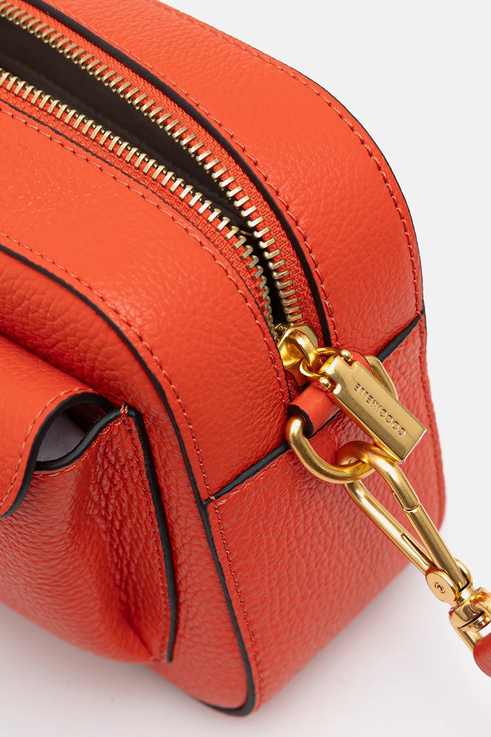 Coccinelle crossbody kabelka dámská kožená COCCINELLE BEAT SOFT RIBB NOF.15.02.01 oranžová
