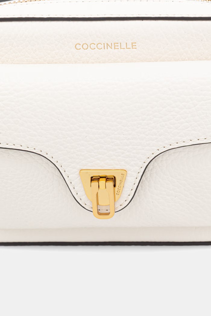 Coccinelle torebka crossbody damska skórzana COCCINELLE BEAT SOFT beżowy MF6.55.04.01