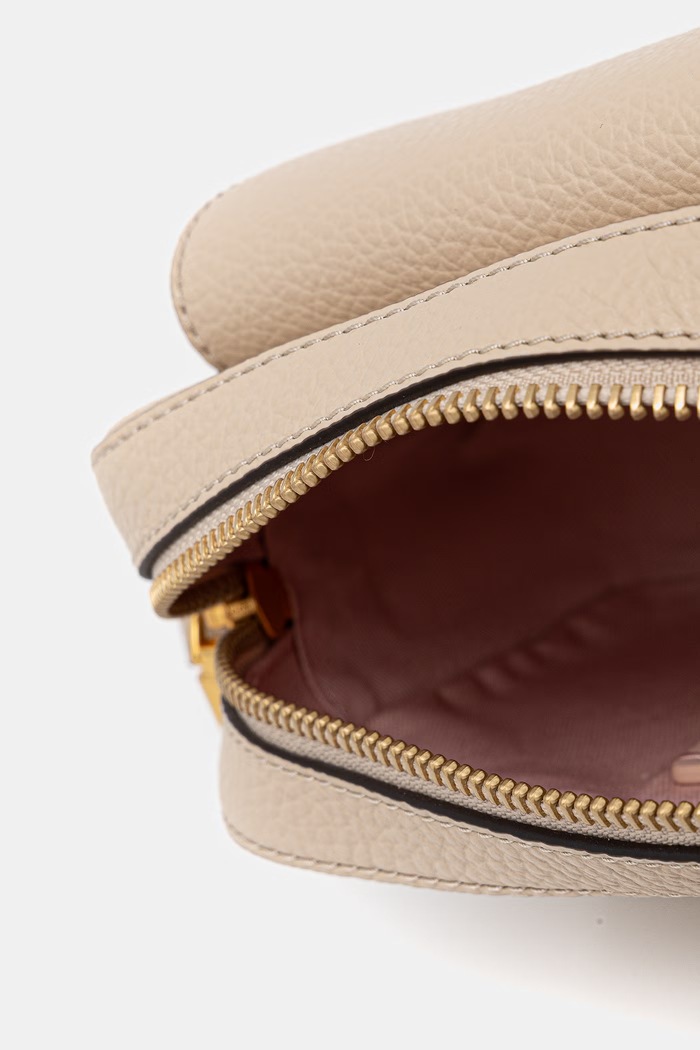 Coccinelle torebka crossbody damska skórzana COCCINELLE BEAT SOFT MF6.55.04.01 beżowy