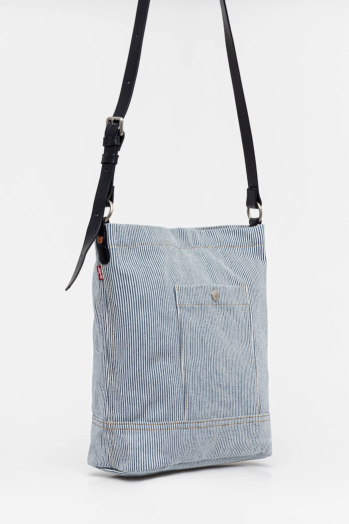 Kabelka Levi's 000IP.0002 modrá SS25