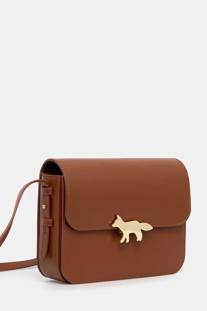Maison Kitsuné Δερμάτινη τσάντα Maison Kitsuné Edie Large OW05171LR0001 καφέ AW25