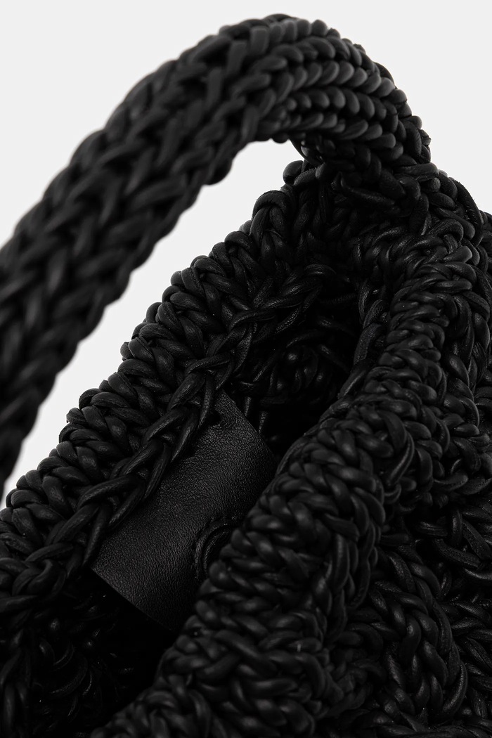 Кожаная сумочка JW Anderson Small Cable Knit HB0712.LA0365 чёрный