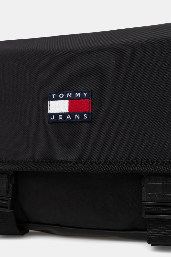 Borsetă Tommy Jeans AM0AM13326 negru
