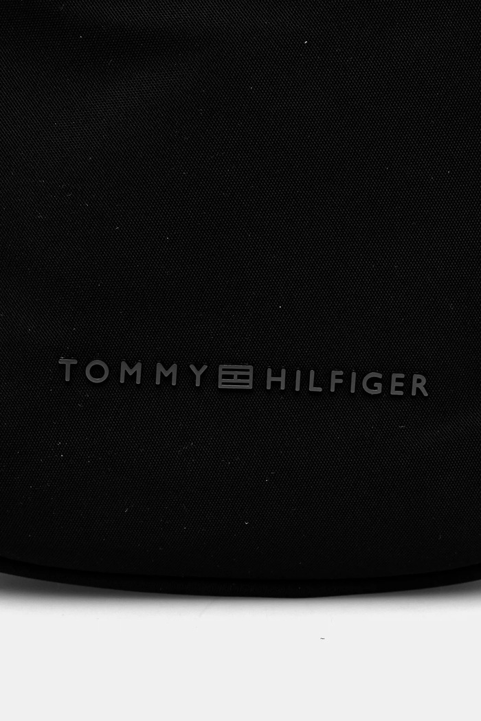 Ledvinka Tommy Hilfiger AM0AM13111 černá