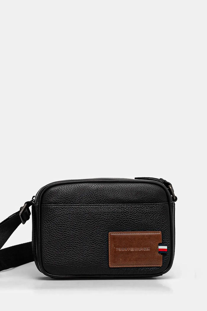 Tommy Hilfiger bőr oldaltáska nappa bőr fekete AM0AM13311