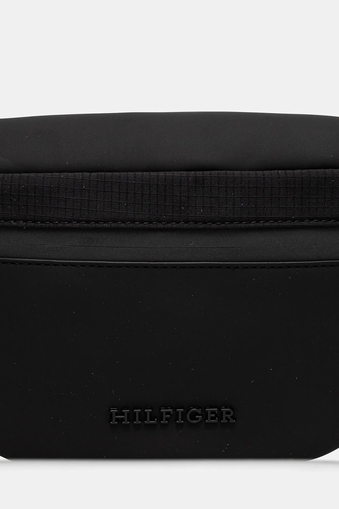 Ledvinka Tommy Hilfiger černá AM0AM13310