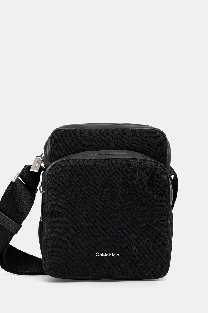 Torba Calvin Klein premalo za format A4 crna K50K512743