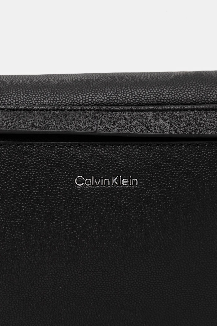 Τσάντα φάκελος Calvin Klein K50K512786 μαύρο