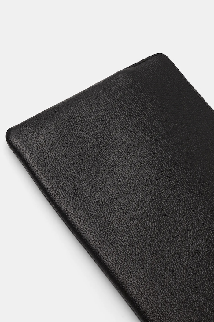 Kožna torba za laptop Coccinelle E5.MUK.86.01.01 crna SS26