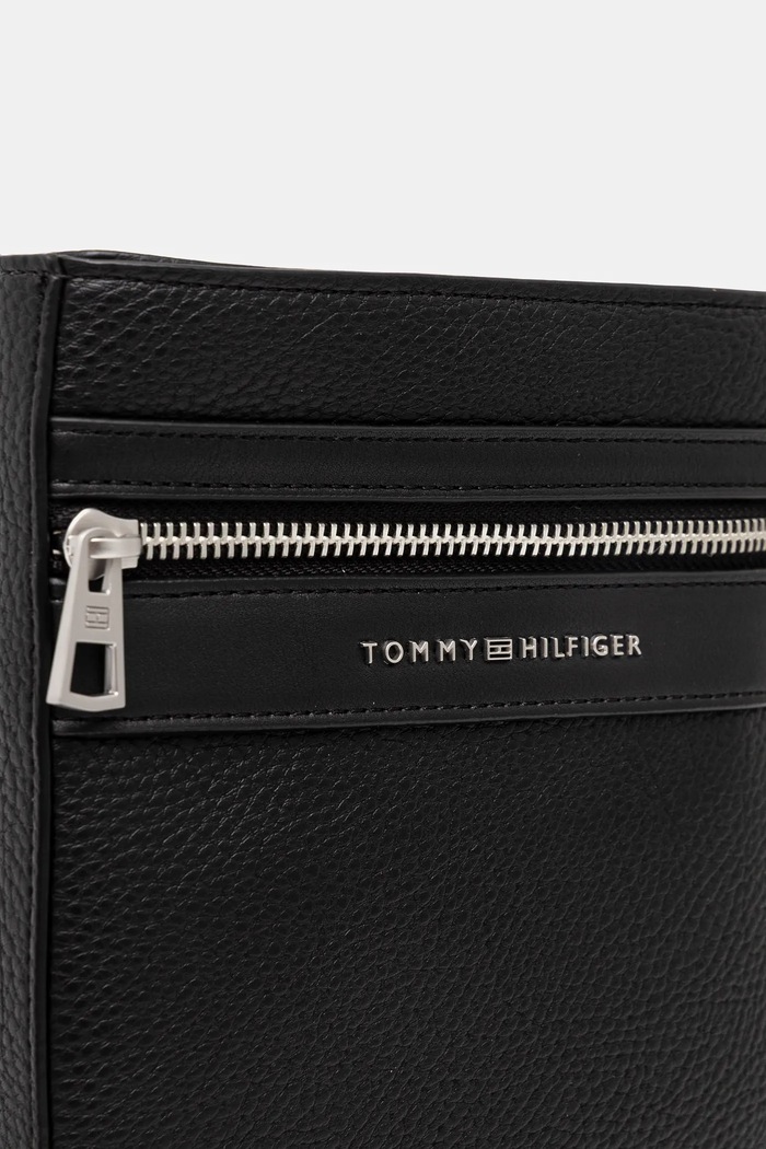 Tommy Hilfiger saszetka czarny AM0AM13205