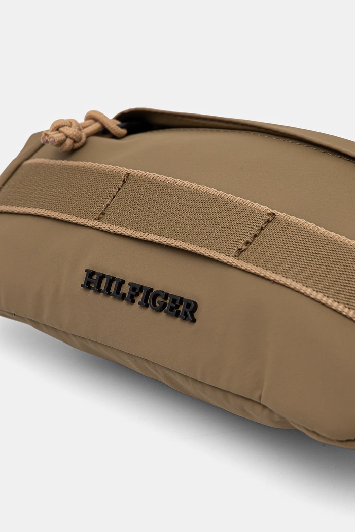 Αξεσουάρ Τσάντα φάκελος Tommy Hilfiger AM0AM13220 καφέ