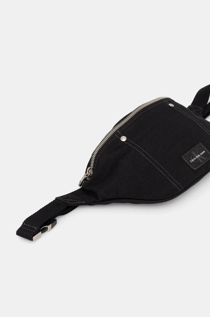 Ľadvinka Calvin Klein Jeans LV04G3027G čierna SS25