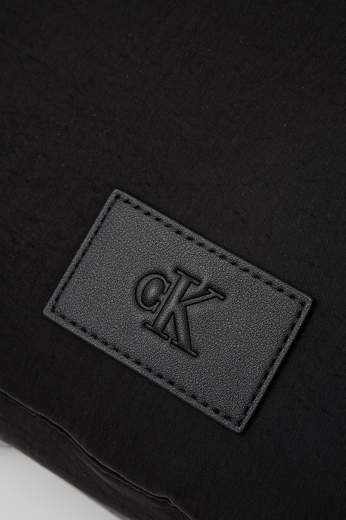 Ledvinka Calvin Klein Jeans černá LV04G3088G