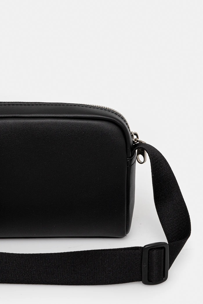 Doplňky Ledvinka Calvin Klein Jeans LV04G3015G černá