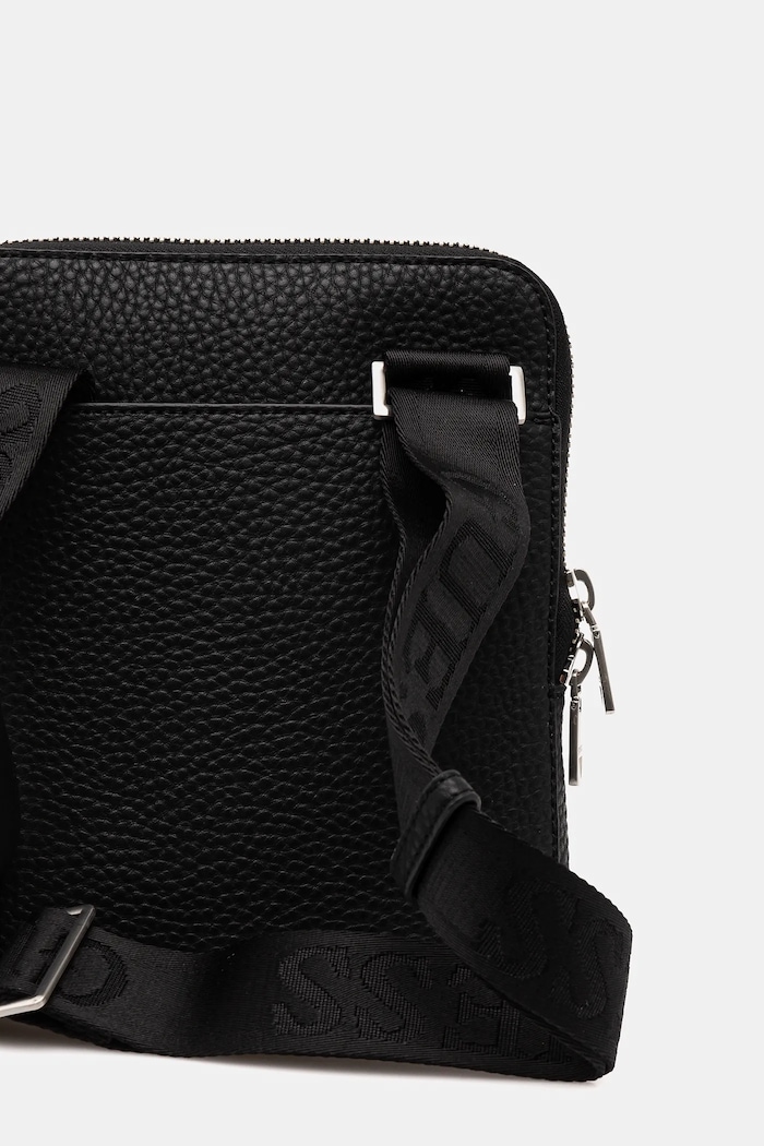 Doplňky Taštička Guess TORINO HMTOGR.P5220 černá