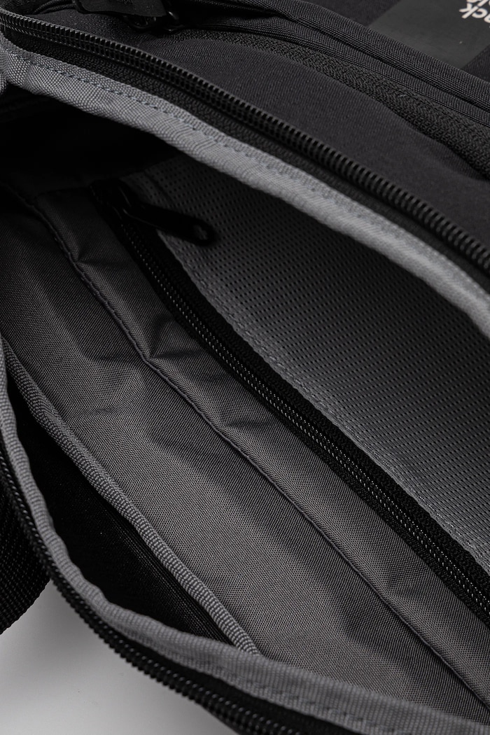 Jack Wolfskin övtáska Gutleut A64869 fekete
