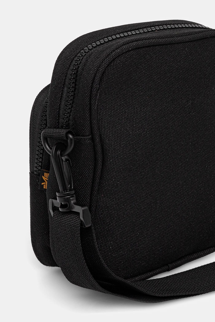 Doplnky Malá taška Alpha Industries Label Messenger Bag S 156941 čierna