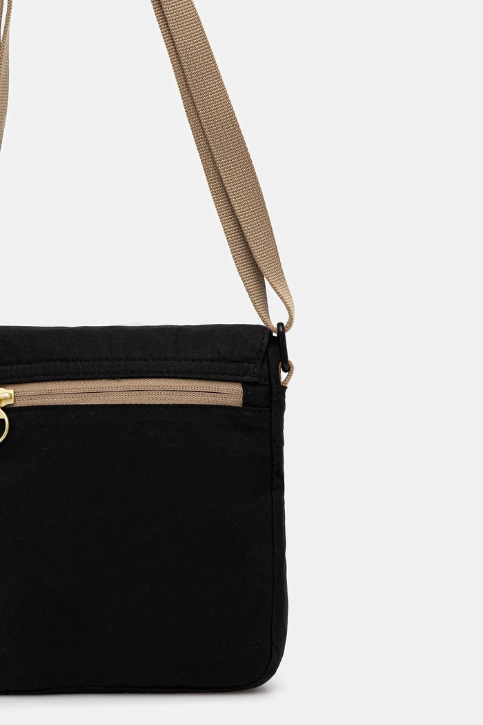 Аксесоари Чанта през рамо Barbour Barbour Transport Crossbody Bag UBA0739 черен