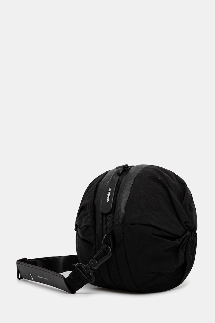 Cote&Ciel Small items bag Vikos M Smooth 29150.001 black SS25