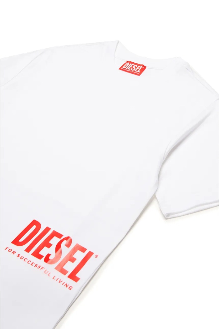 Момче Детска памучна тениска Diesel MTFIND OVER T-SHIRTS J02283 бял