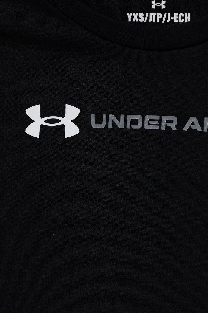 Chłopiec Under Armour T-shirt dziecięcy LOGO WORDMARK SS 1389963 czarny